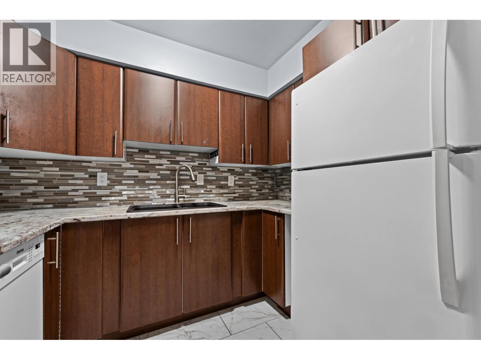 119 555 North Road, Coquitlam, British Columbia  V3J 1N8 - Photo 13 - R3072851