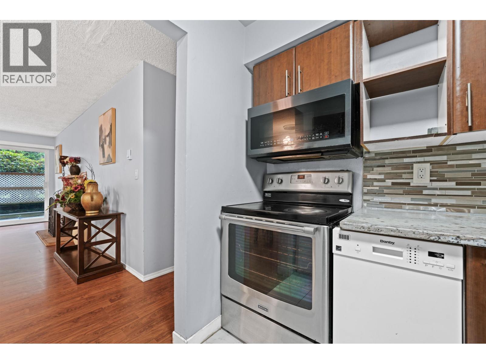 119 555 North Road, Coquitlam, British Columbia  V3J 1N8 - Photo 14 - R3072851