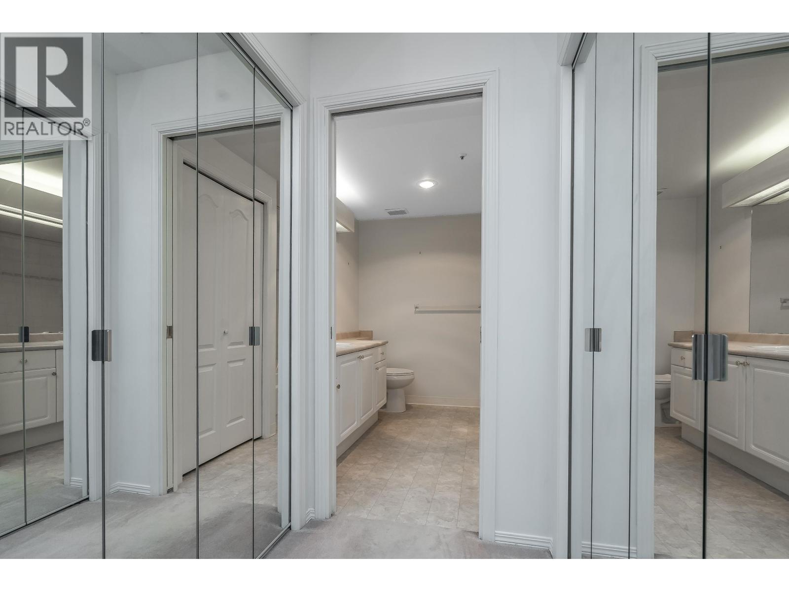 208 2968 Burlington Drive, Coquitlam, British Columbia  V3B 7N4 - Photo 25 - R3072855