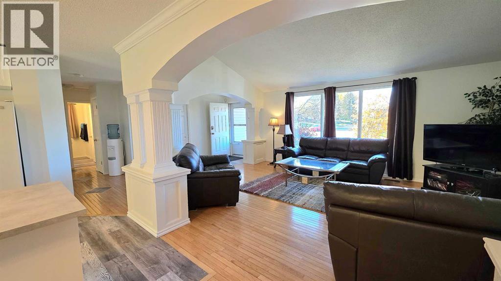 600 Hammond Drive, Fox Creek, Alberta T0H 1P0 - Photo 5 - A2264198