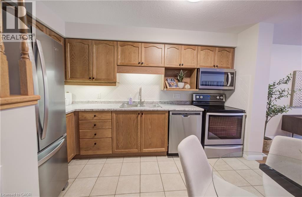 194 Windflower Drive, Kitchener, Ontario  N2E 3T2 - Photo 12 - 40792865