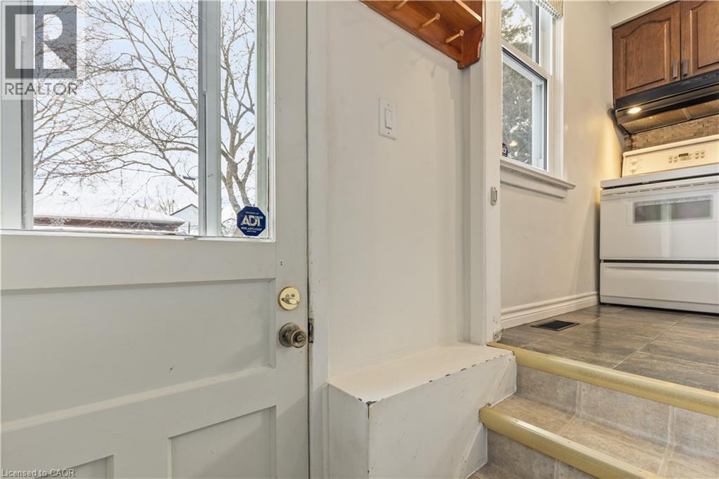 69 Lowrey Avenue N, Cambridge, Ontario  N1R 5A4 - Photo 15 - 40792843