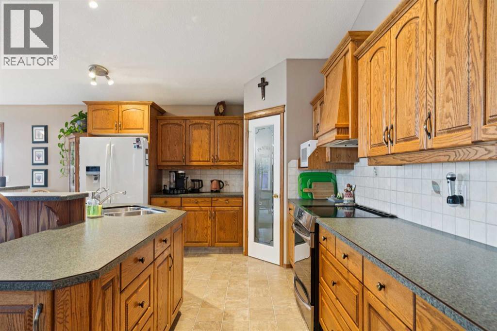 123 Whispering Way, Vulcan, Alberta  T0L 2B0 - Photo 8 - A2274101