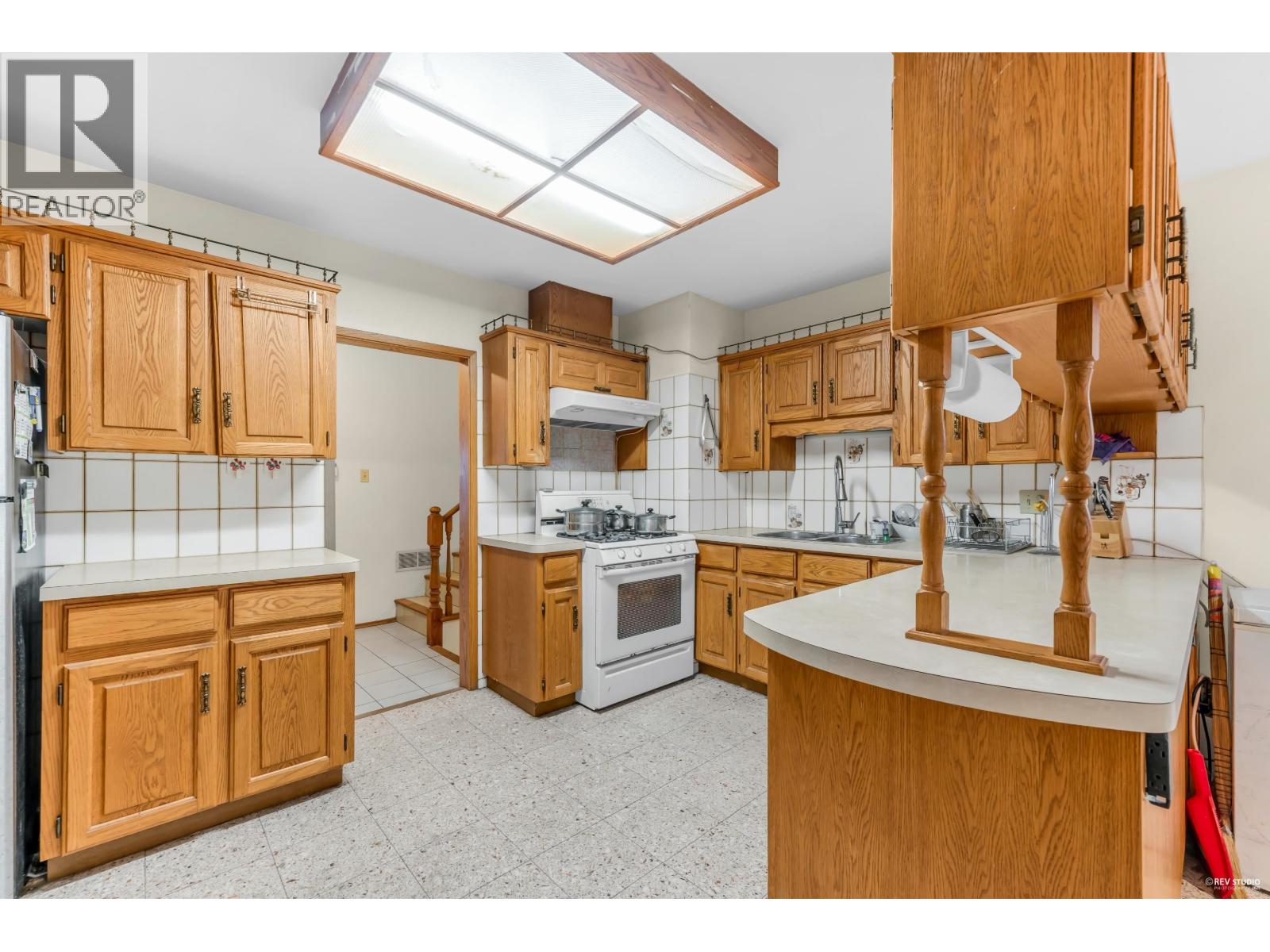 4938 Fulwell Street, Burnaby, British Columbia  V5G 1P2 - Photo 11 - R3072765