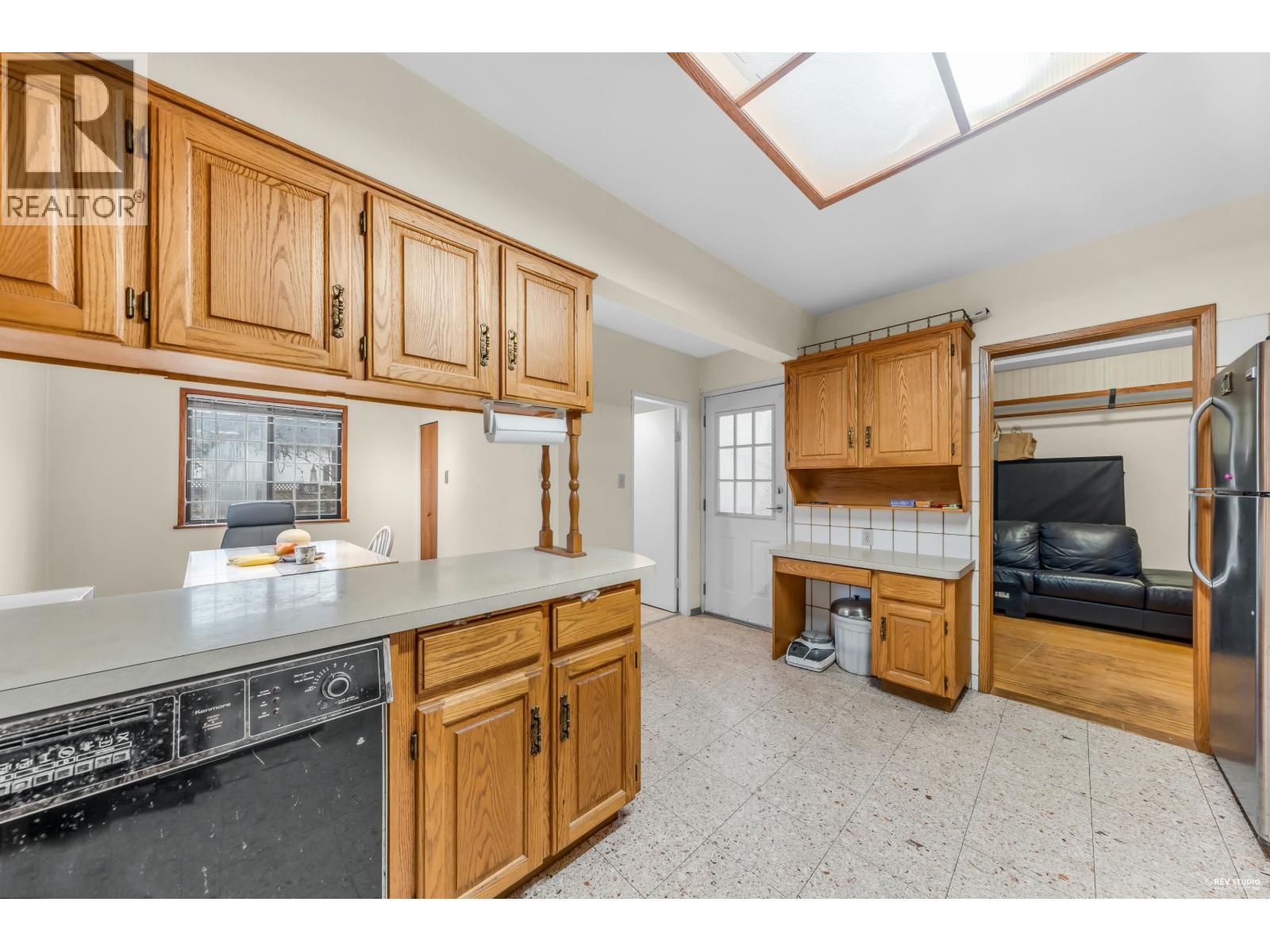 4938 Fulwell Street, Burnaby, British Columbia  V5G 1P2 - Photo 13 - R3072765