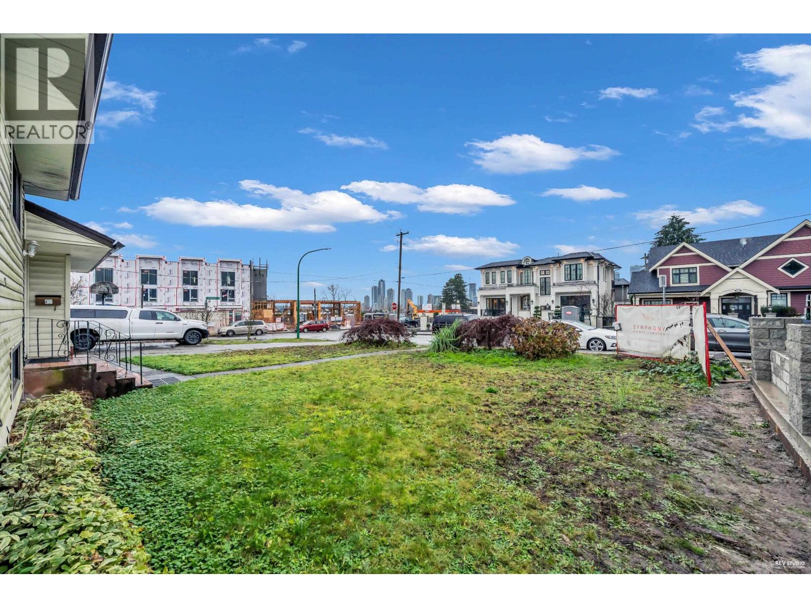 4938 Fulwell Street, Burnaby, British Columbia  V5G 1P2 - Photo 32 - R3072765