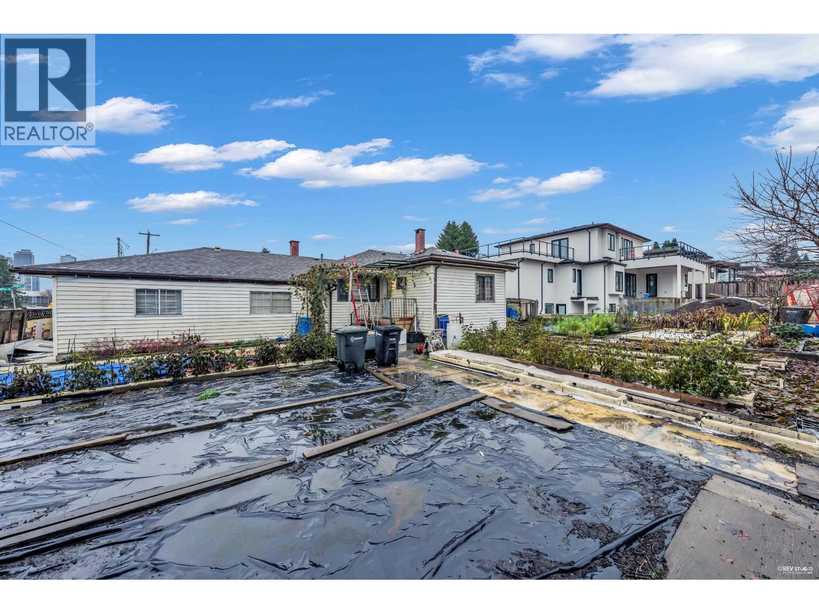 4938 Fulwell Street, Burnaby, British Columbia  V5G 1P2 - Photo 31 - R3072765