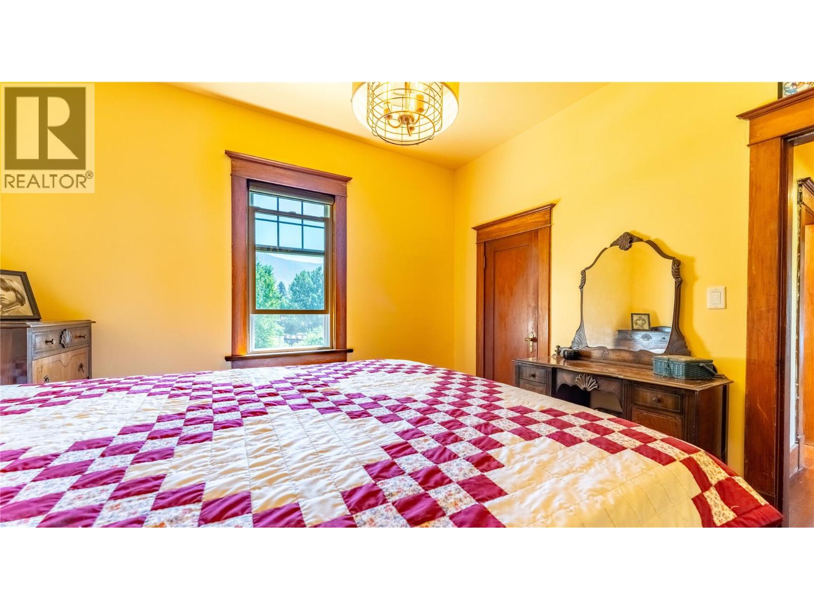 216 27th Avenue, Creston, British Columbia  V0B 1G0 - Photo 24 - 10355651