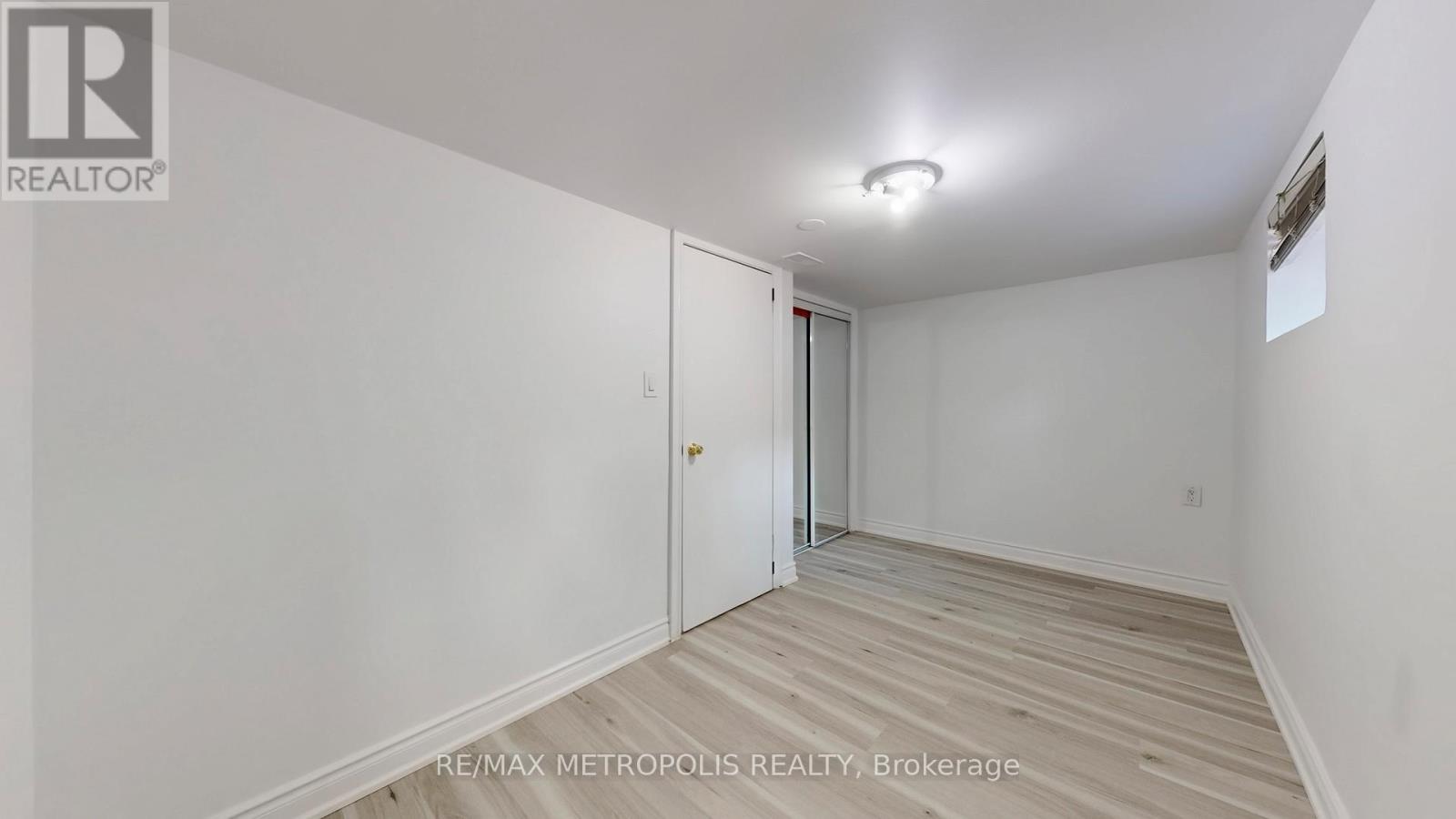 Bsmt - 14 Furlong Court, Toronto, Ontario  M1J 1Y8 - Photo 12 - E12611380