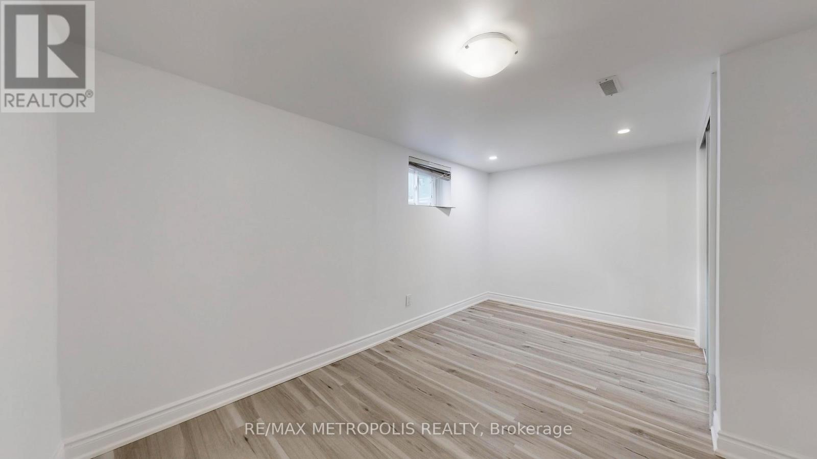 Bsmt - 14 Furlong Court, Toronto, Ontario  M1J 1Y8 - Photo 14 - E12611380