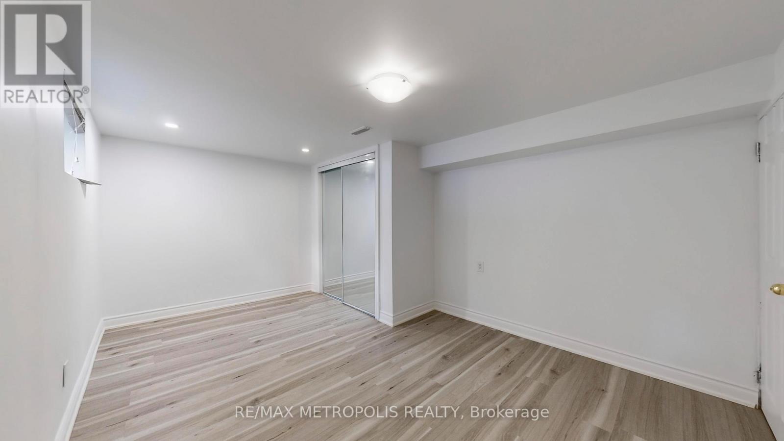 Bsmt - 14 Furlong Court, Toronto, Ontario  M1J 1Y8 - Photo 16 - E12611380