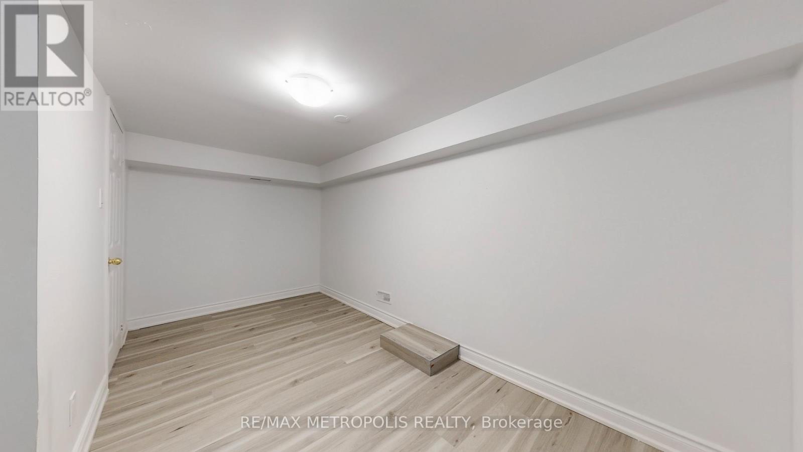 Bsmt - 14 Furlong Court, Toronto, Ontario  M1J 1Y8 - Photo 19 - E12611380