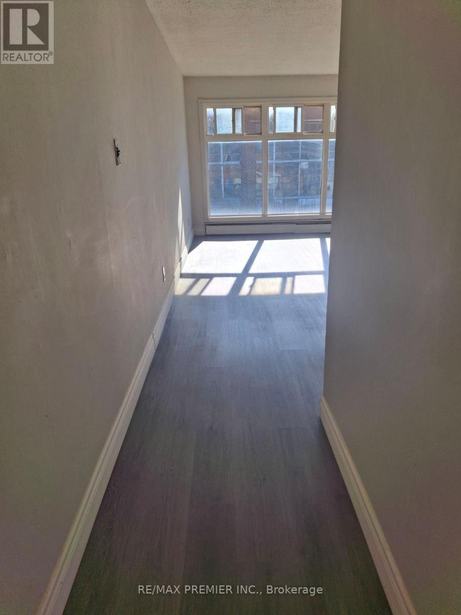 1 - 92 Wolfe Street, Oshawa, Ontario  L1H 3T6 - Photo 7 - E12611398