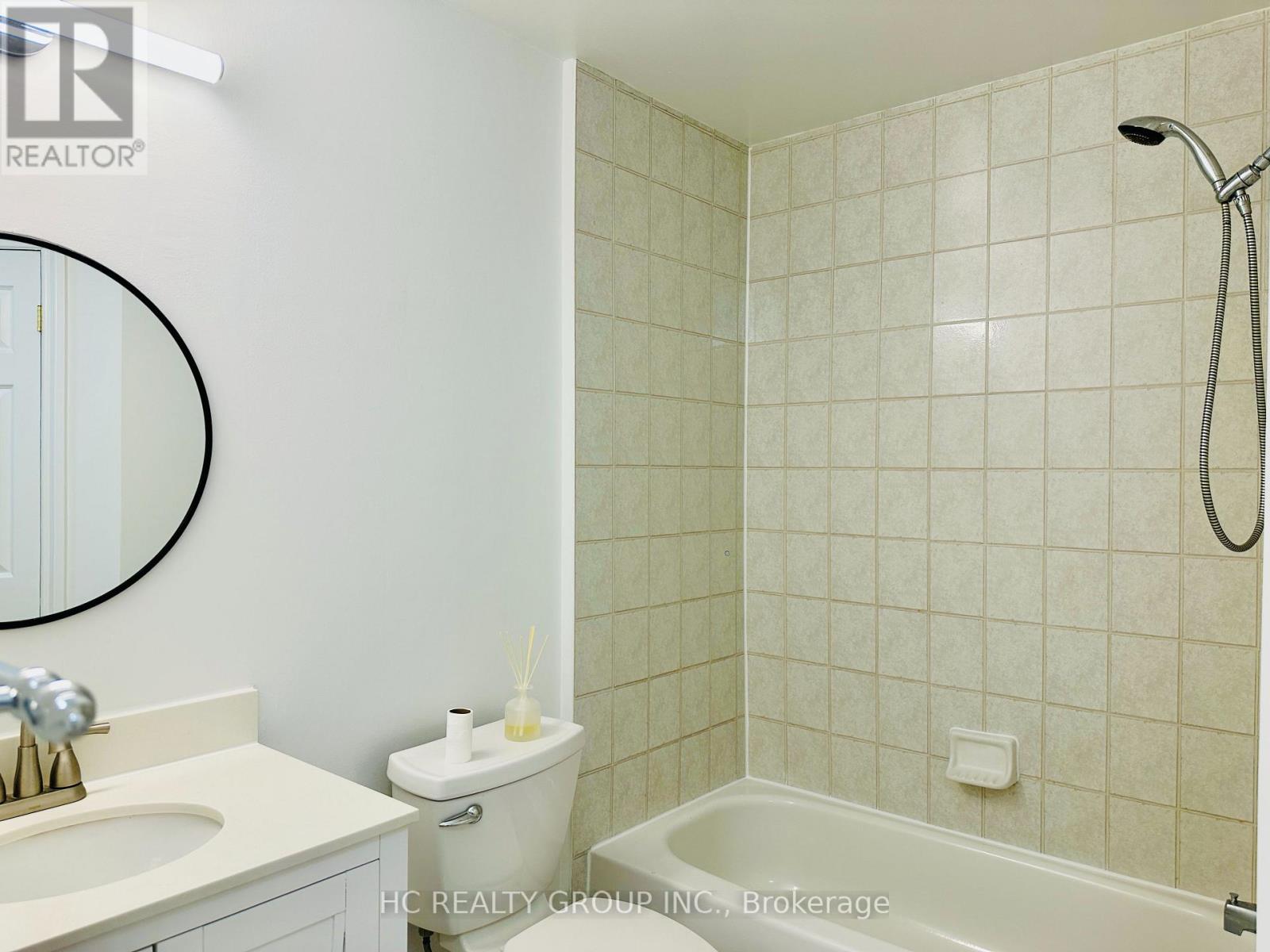 76 Mosaics Avenue, Aurora, Ontario  L4G 7L5 - Photo 9 - N12611396