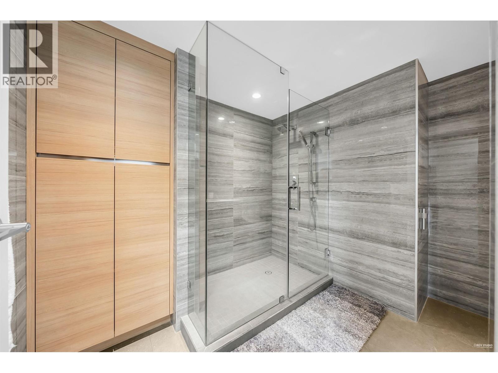 90x 1077 Marinaside Crescent, Vancouver, British Columbia  V5N 2T6 - Photo 13 - R3072797