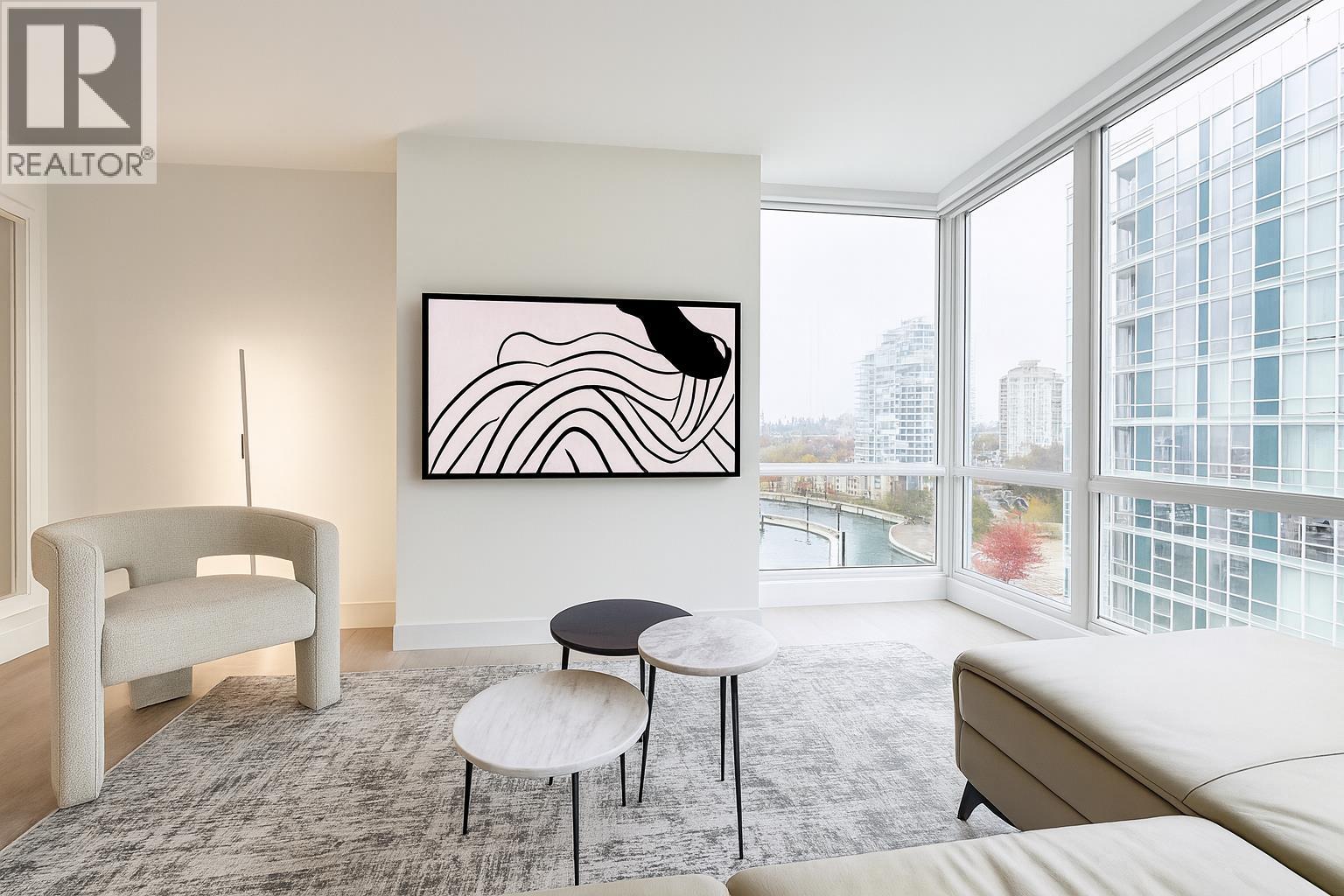 90X 1077 MARINASIDE CRESCENT, Vancouver, British Columbia