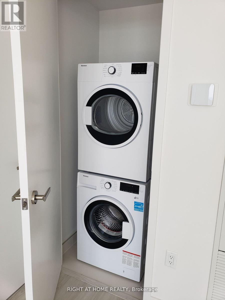 1908 - 3883 Quartz Road, Mississauga, Ontario  L5B 0M4 - Photo 12 - W12611404