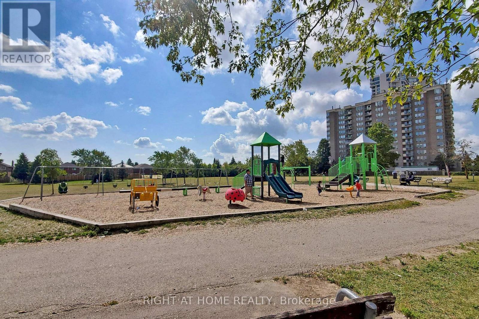 1908 - 3883 Quartz Road, Mississauga, Ontario  L5B 0M4 - Photo 18 - W12611404