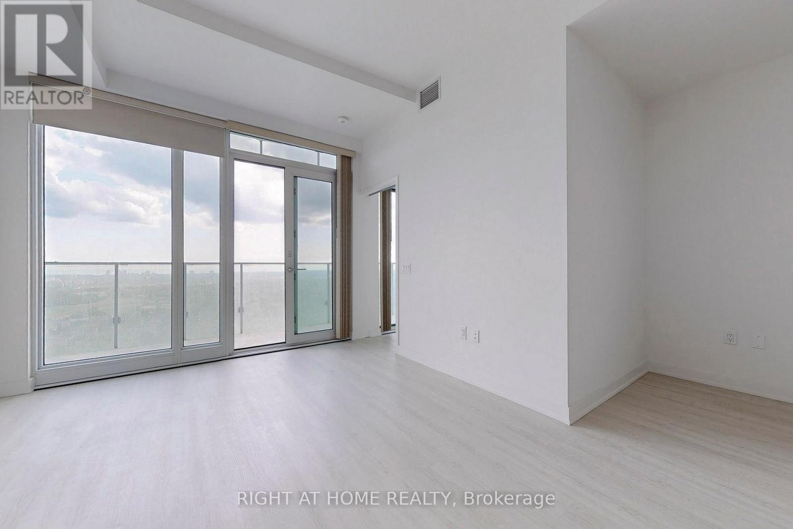 1908 - 3883 Quartz Road, Mississauga, Ontario  L5B 0M4 - Photo 7 - W12611404