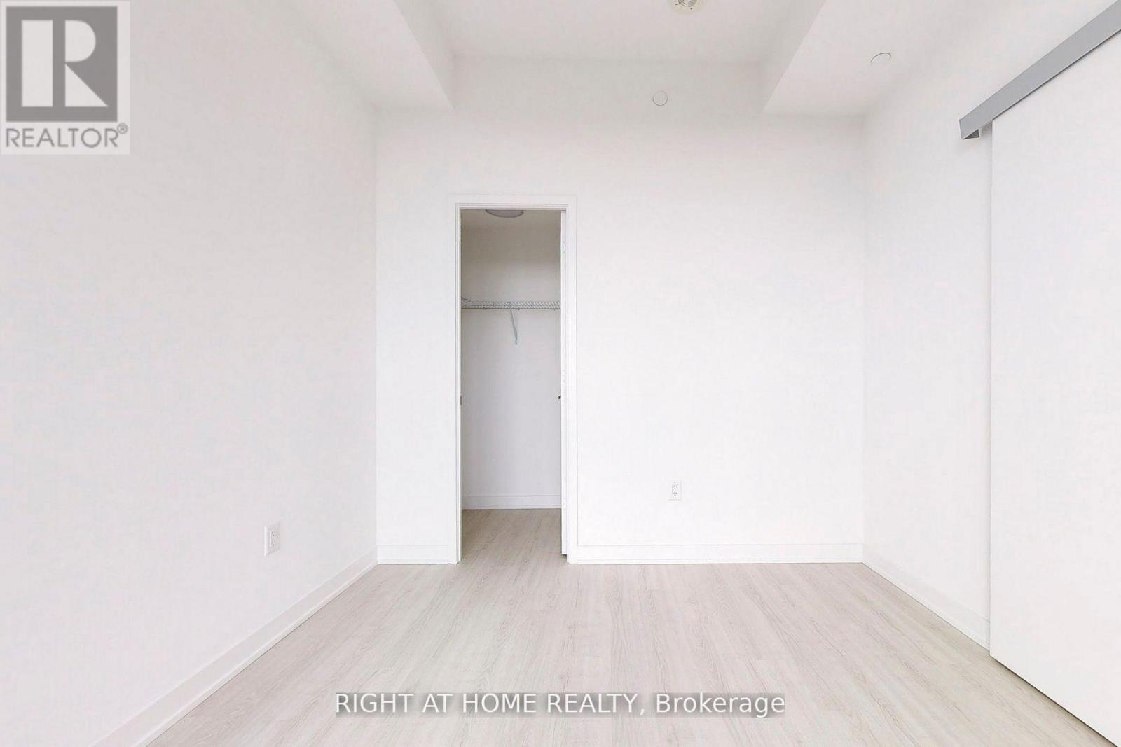 1908 - 3883 Quartz Road, Mississauga, Ontario  L5B 0M4 - Photo 8 - W12611404