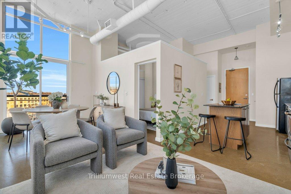 524 - 410 King Street W, Kitchener, Ontario  N2G 1C3 - Photo 2 - X12611428