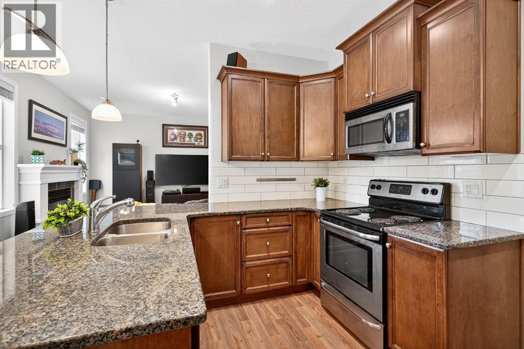 2002, 1001 8 Street Nw, Airdrie, Alberta  T4B 0W3 - Photo 7 - A2274337