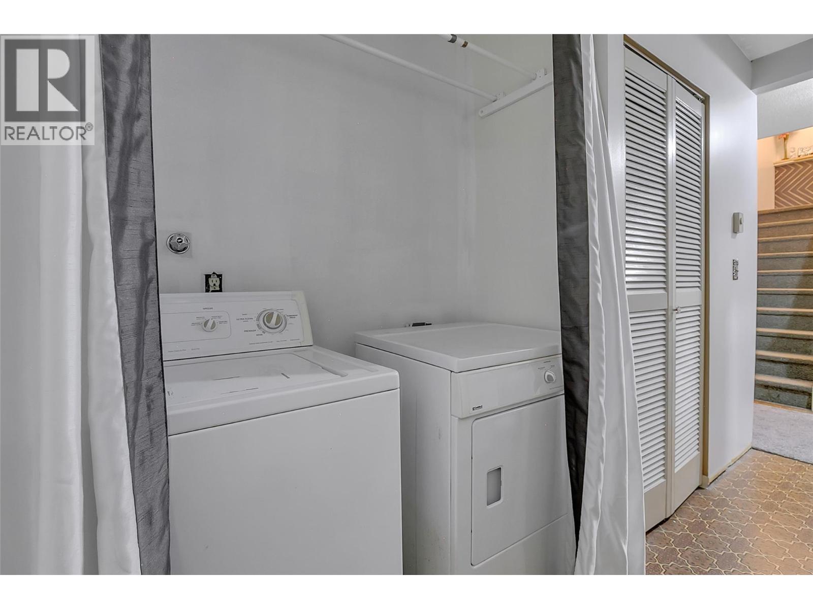 4055 Mcclain Road, Kelowna, British Columbia  V1W 3Z5 - Photo 13 - 10370822