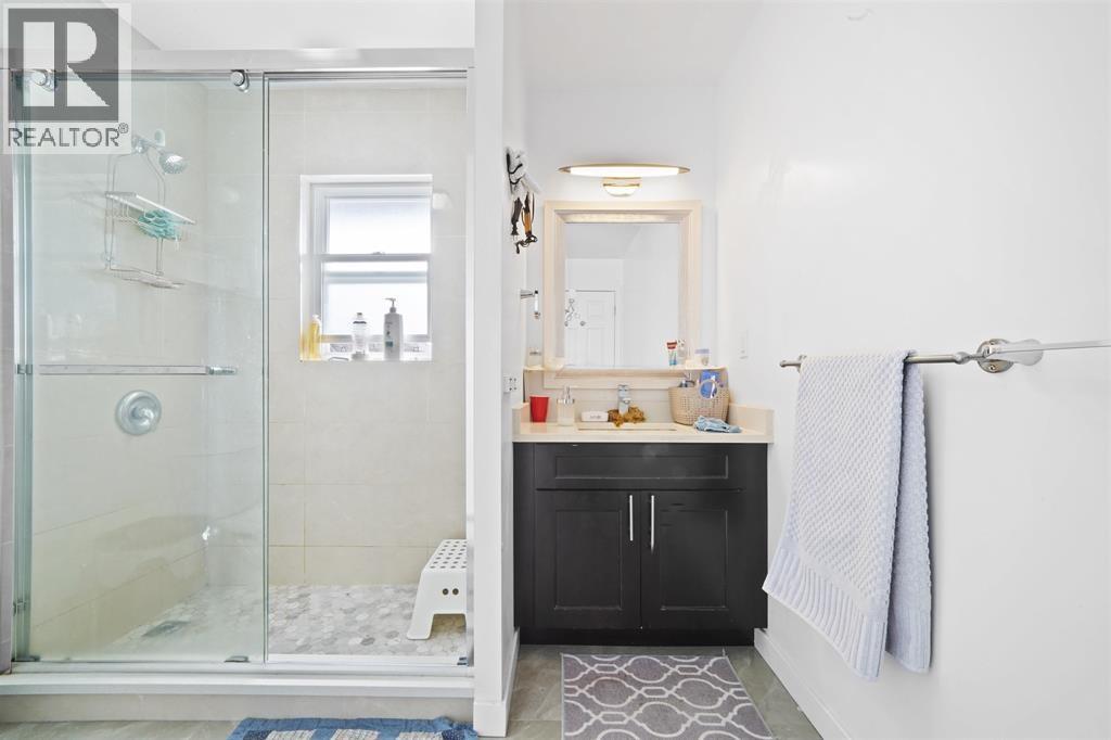 7768 18th Avenue, Burnaby, British Columbia  V3N 1J2 - Photo 15 - R3068083