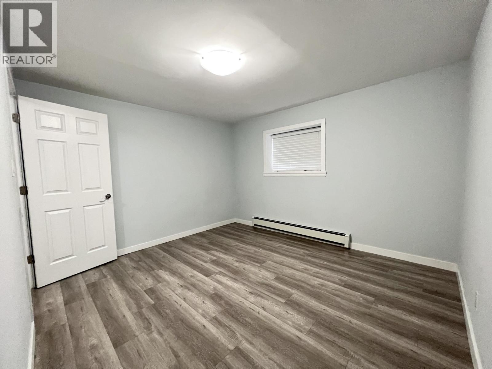 7768 18th Avenue, Burnaby, British Columbia  V3N 1J2 - Photo 27 - R3068083