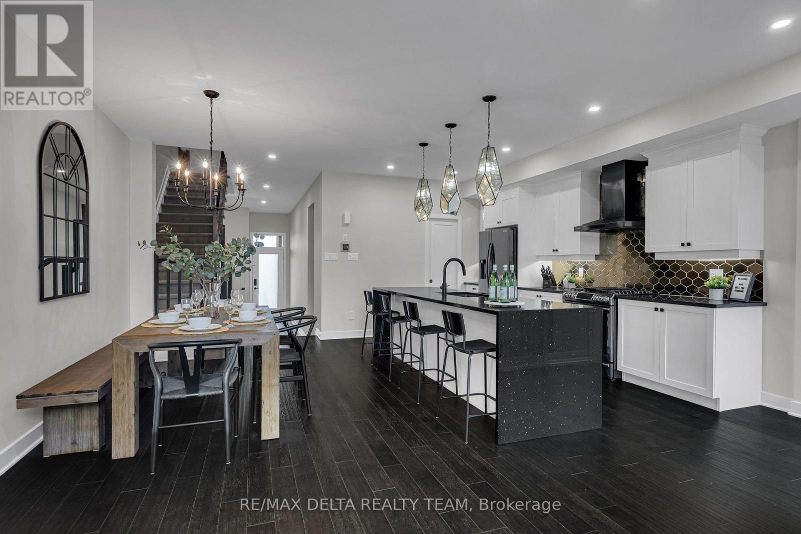 476 Trident Mews, Ottawa, Ontario  K1T 0T2 - Photo 10 - X12611460