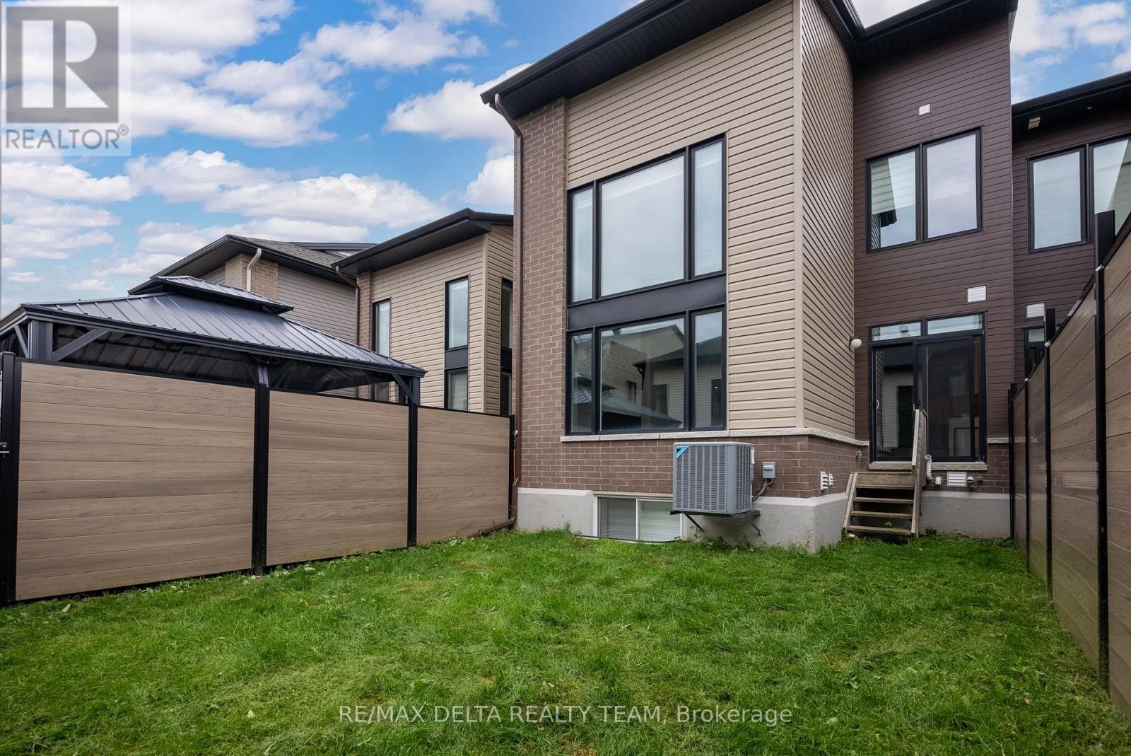 476 Trident Mews, Ottawa, Ontario  K1T 0T2 - Photo 31 - X12611460
