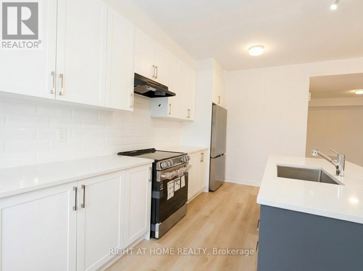 425 Mortar Terrace, Ottawa, Ontario  K2W 0N8 - Photo 14 - X12611478