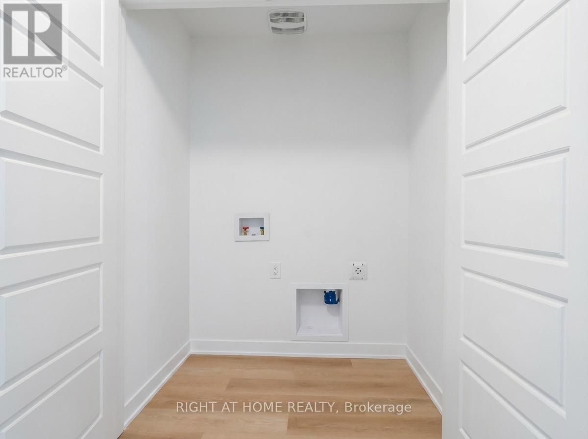 425 Mortar Terrace, Ottawa, Ontario  K2W 0N8 - Photo 17 - X12611478