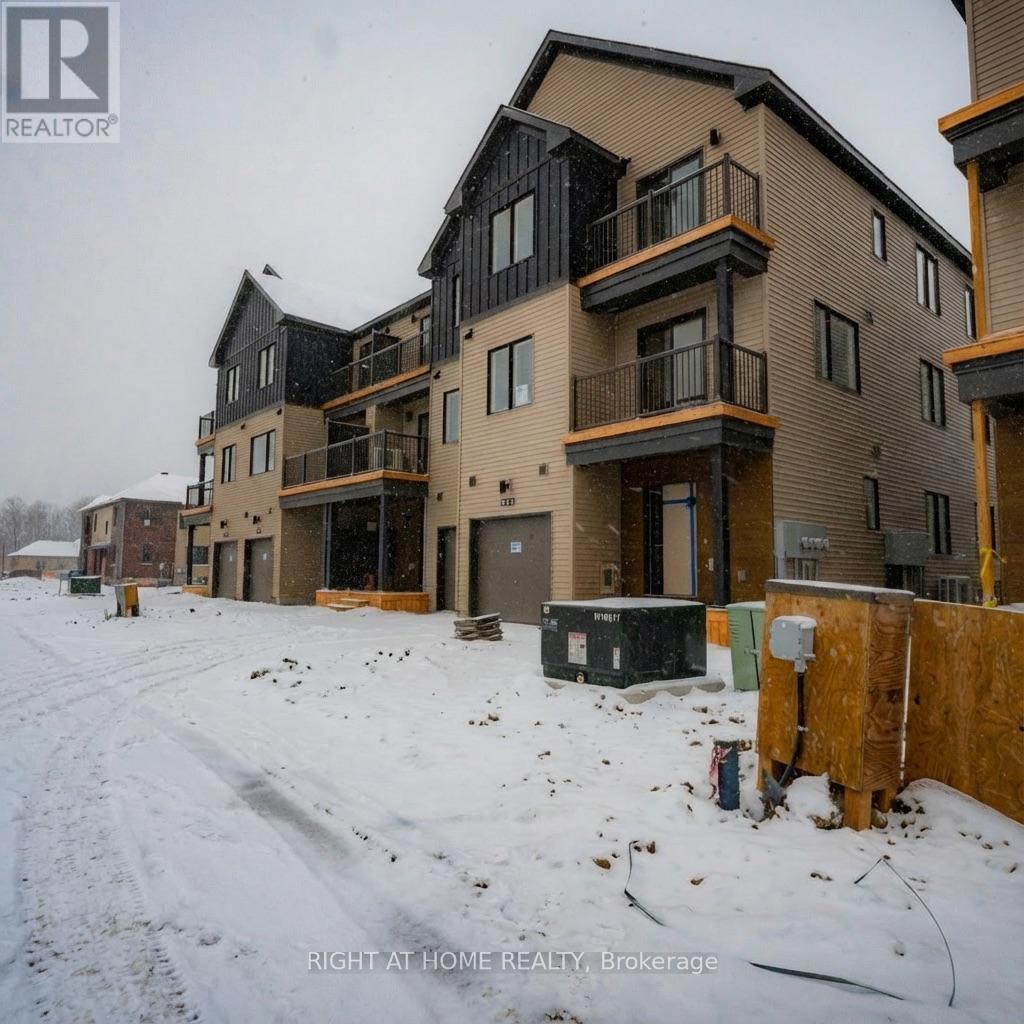 425 Mortar Terrace, Ottawa, Ontario  K2W 0N8 - Photo 2 - X12611478