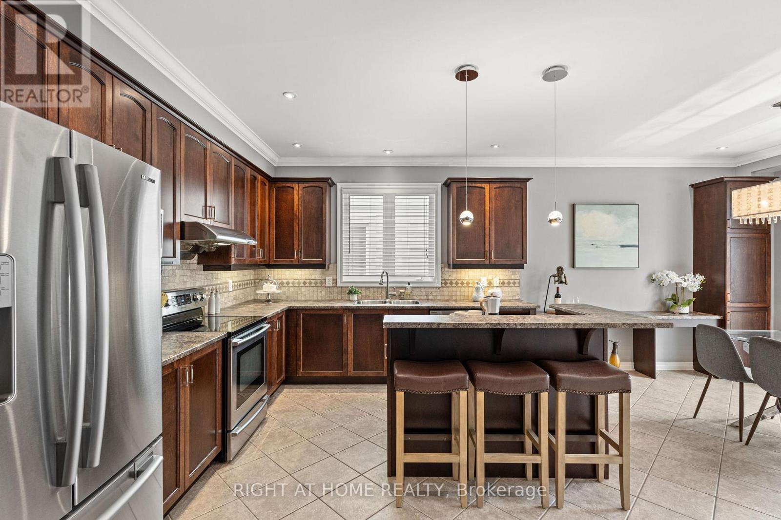 2209 Sunset Cove Circle, Ottawa, Ontario  K2J 0T8 - Photo 13 - X12595348