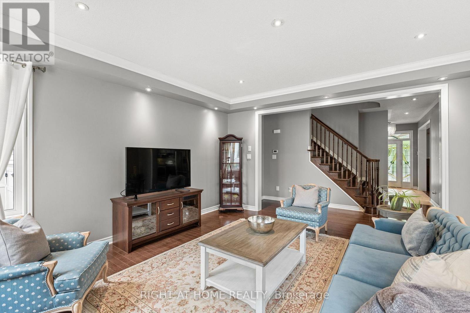 2209 Sunset Cove Circle, Ottawa, Ontario  K2J 0T8 - Photo 9 - X12595348