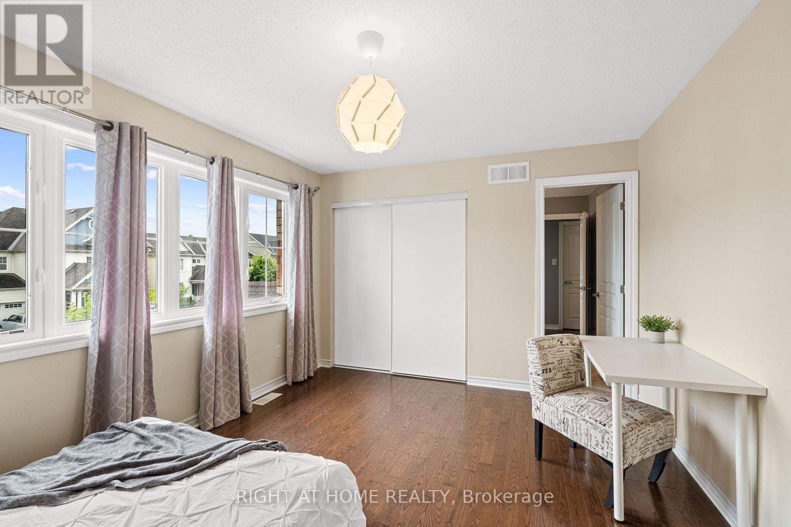 2209 Sunset Cove Circle, Ottawa, Ontario  K2J 0T8 - Photo 26 - X12595348