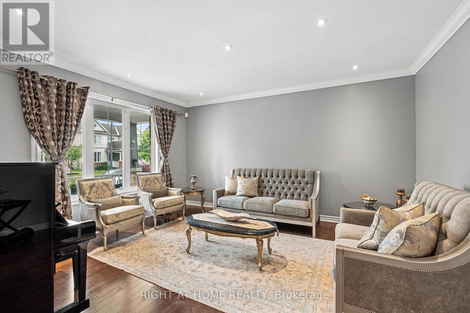 2209 Sunset Cove Circle, Ottawa, Ontario  K2J 0T8 - Photo 5 - X12595348