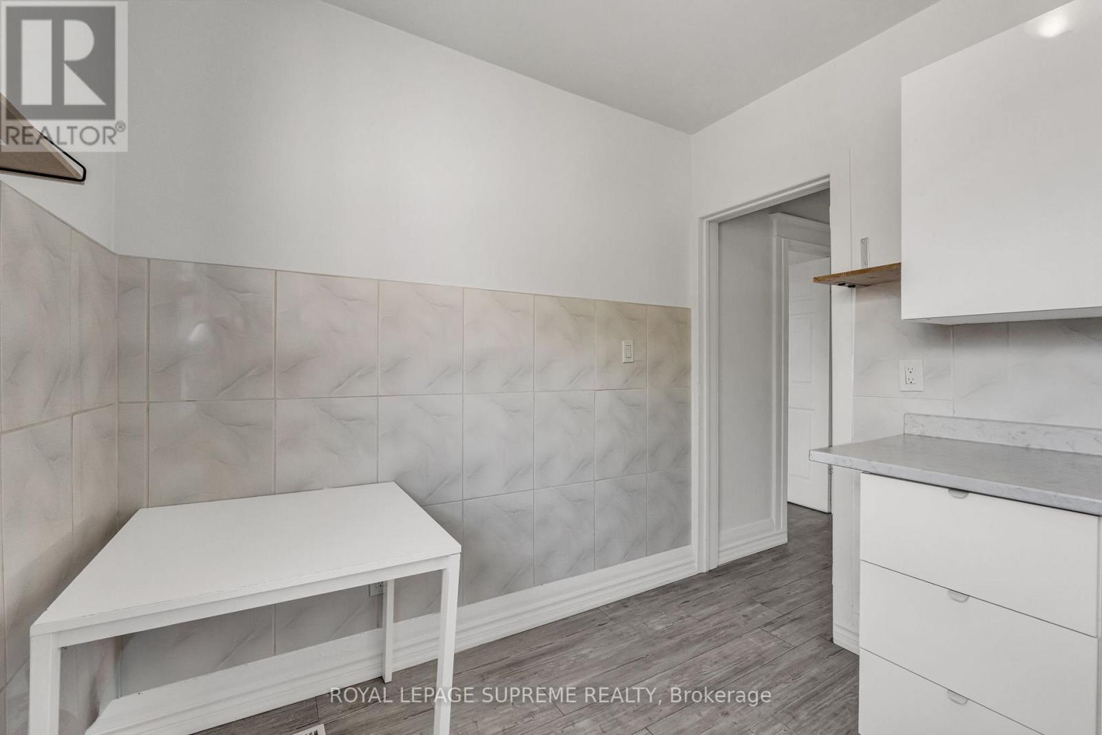 1837 Dufferin Street, Toronto, Ontario M6E 3P5 - Photo 24 - C12611444