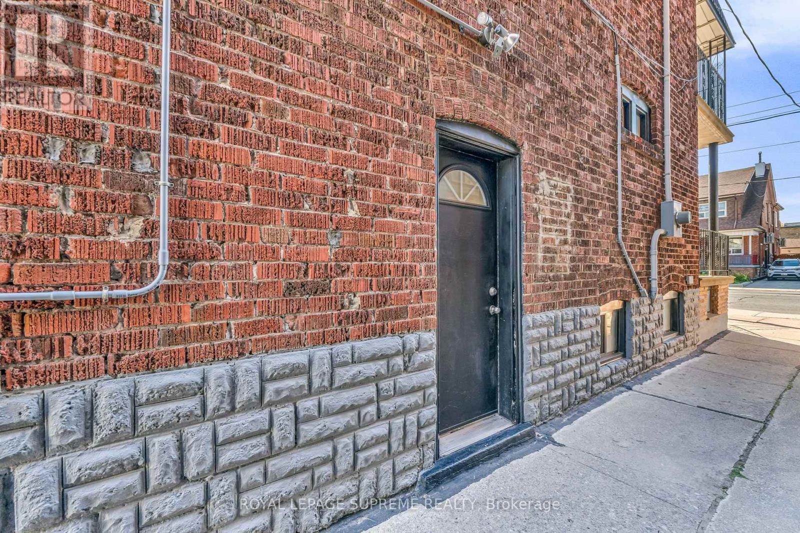 1837 Dufferin Street, Toronto, Ontario M6E 3P5 - Photo 40 - C12611444