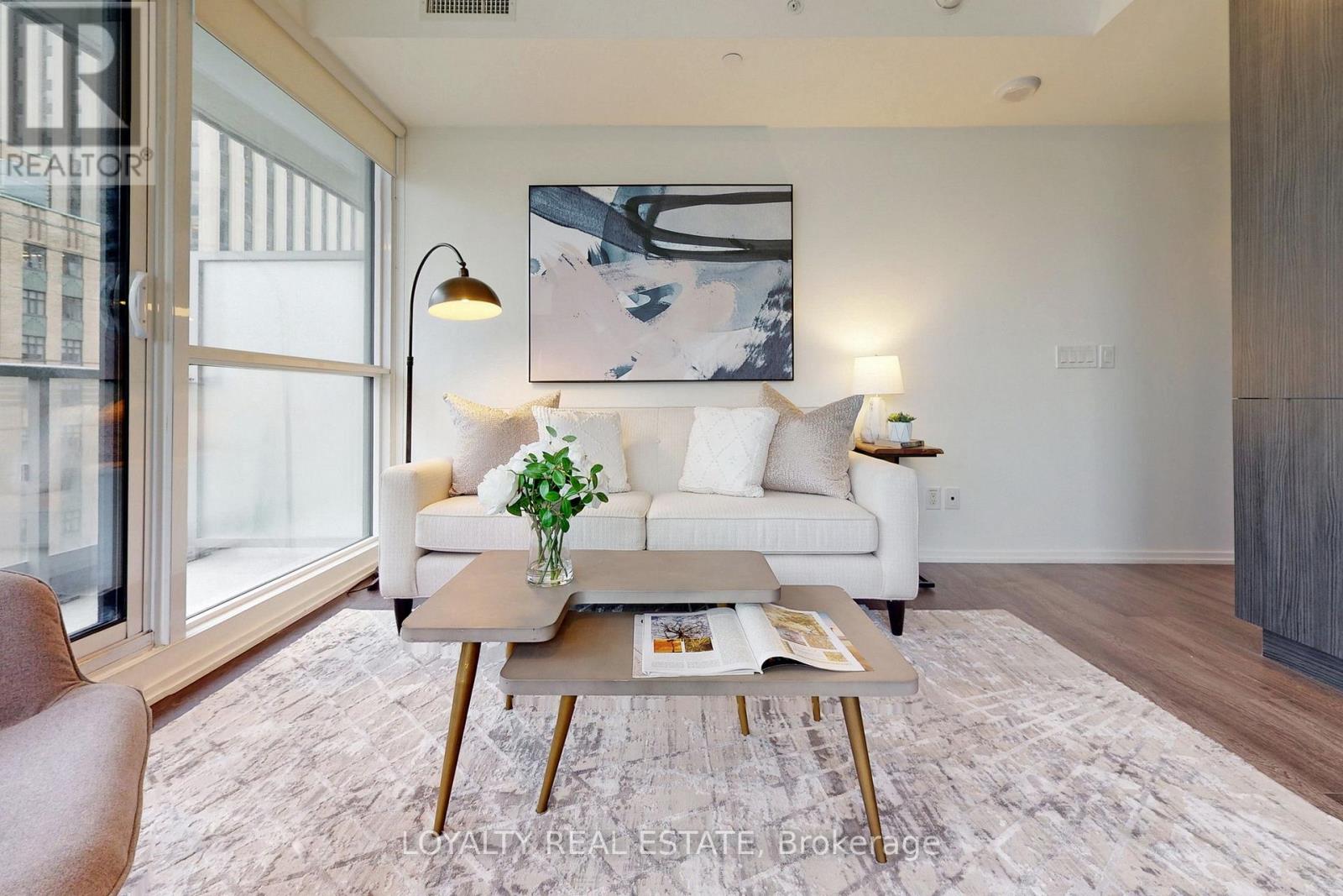 1915 - 70 Temperance Street, Toronto (Bay Street Corridor), Ontario  M5H 4E8 - Photo 10 - C12611476