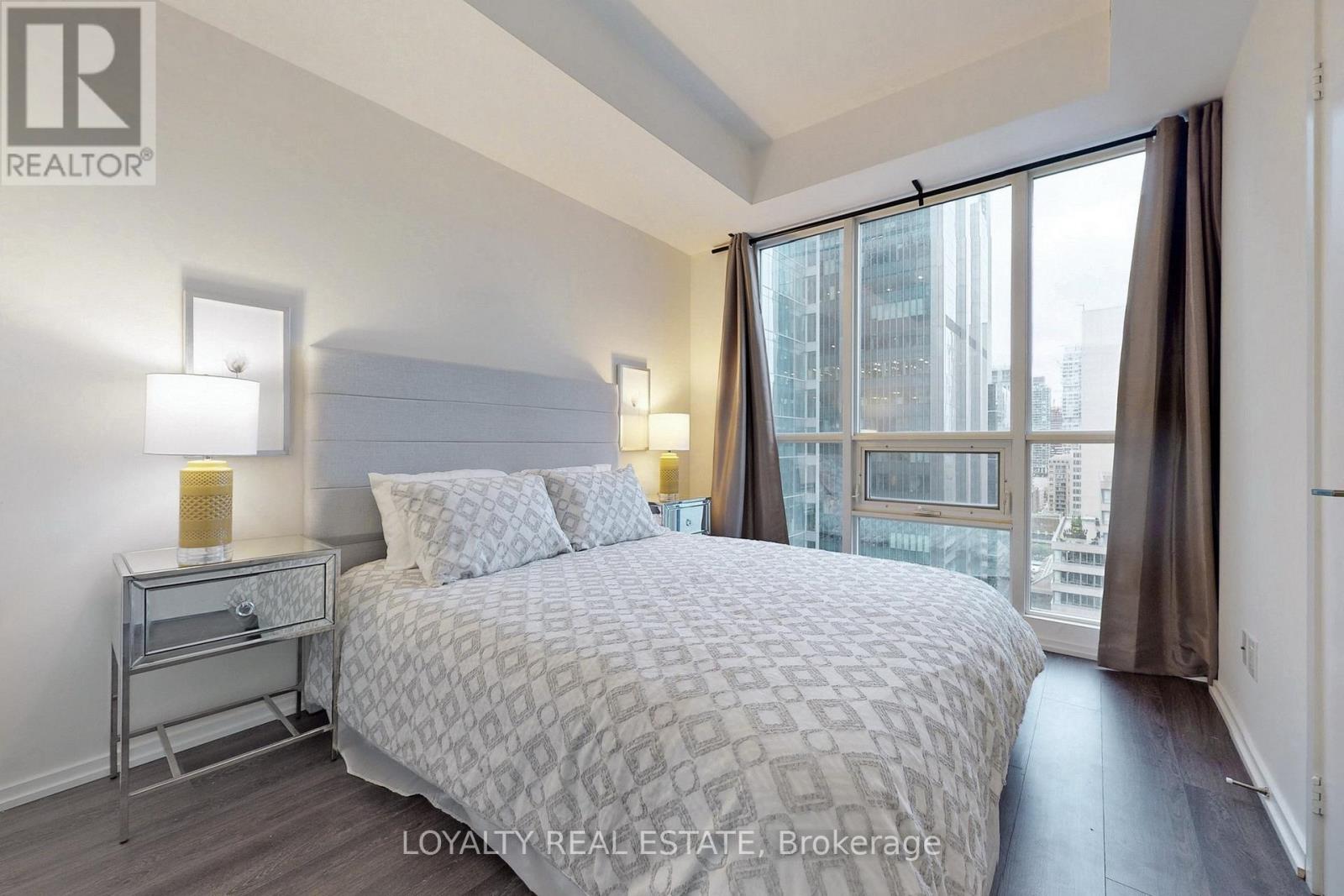 1915 - 70 Temperance Street, Toronto (Bay Street Corridor), Ontario  M5H 4E8 - Photo 20 - C12611476