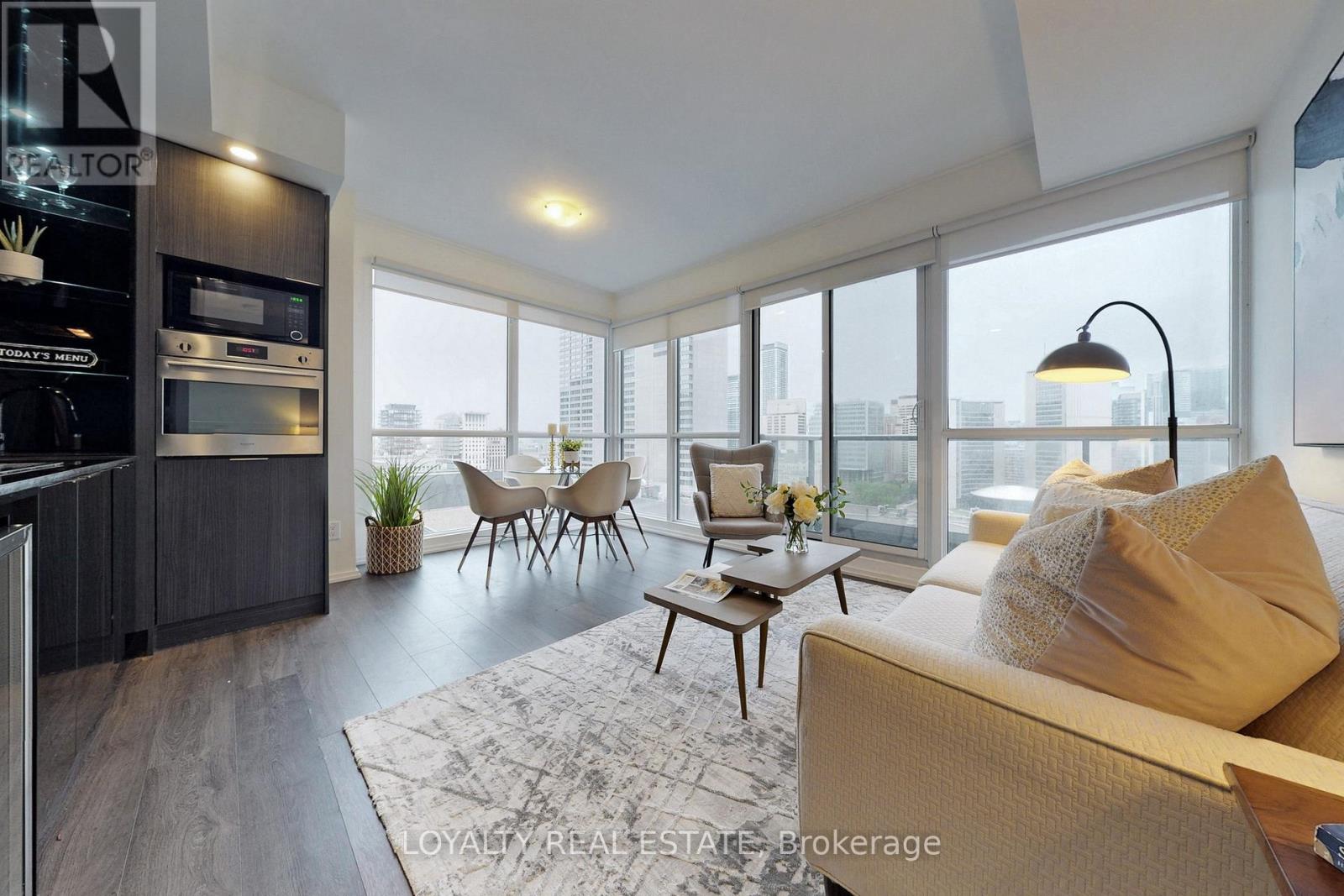 1915 - 70 Temperance Street, Toronto (Bay Street Corridor), Ontario  M5H 4E8 - Photo 6 - C12611476