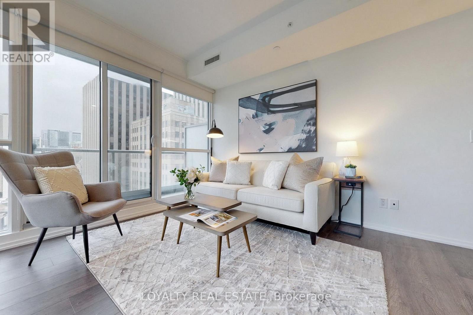 1915 - 70 Temperance Street, Toronto (Bay Street Corridor), Ontario  M5H 4E8 - Photo 8 - C12611476