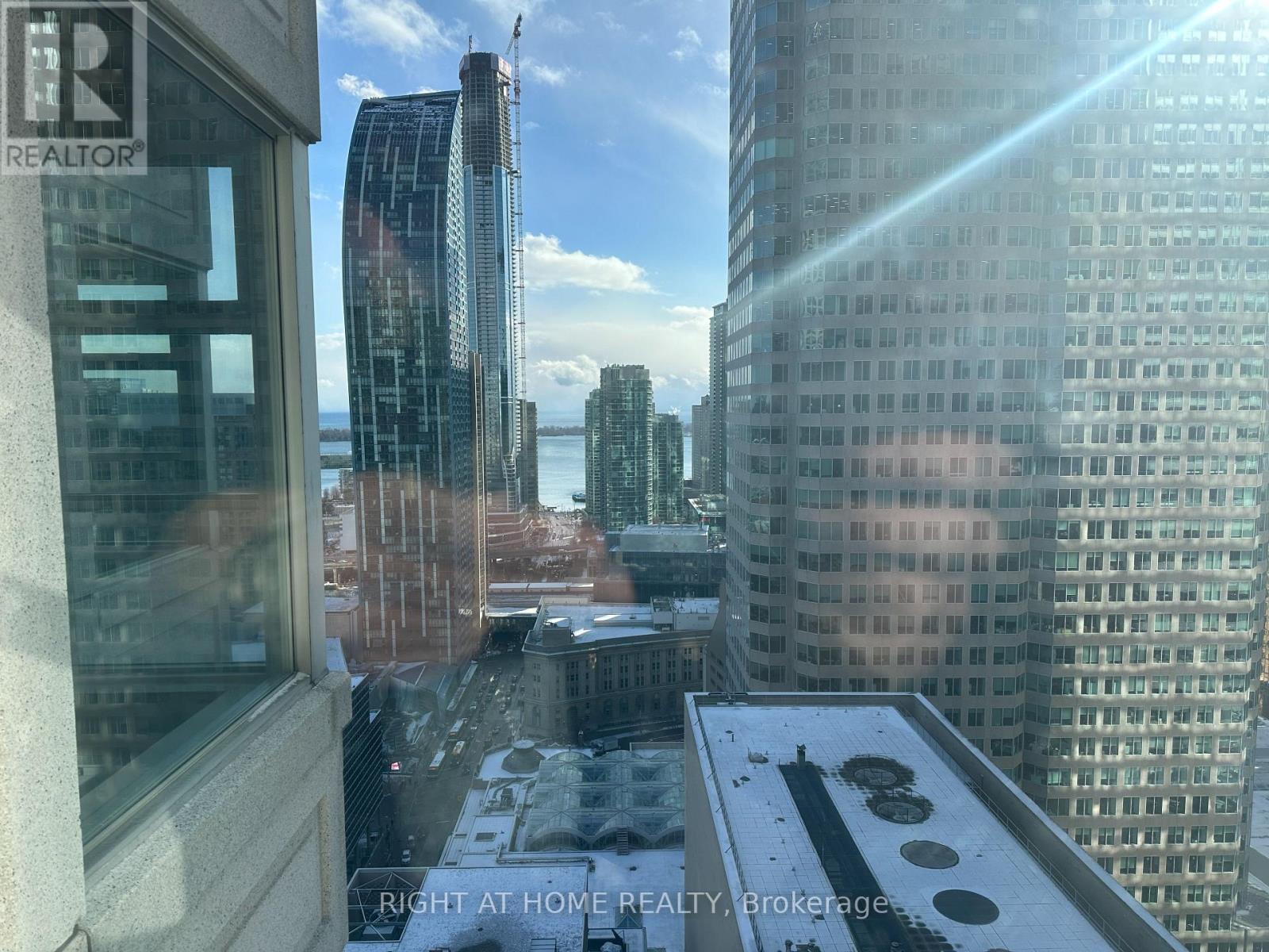 2612 - 1 King Street W, Toronto (Bay Street Corridor), Ontario  M5H 1A1 - Photo 14 - C12611480