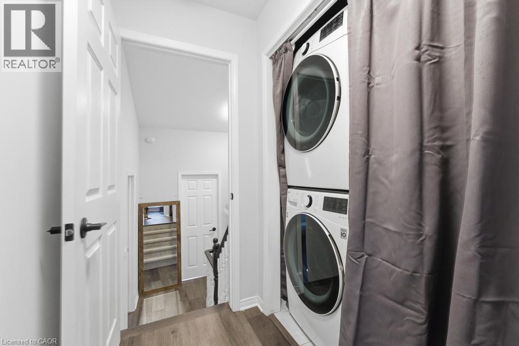 11 Glenhollow Drive, Stoney Creek, Ontario  L8J 3T2 - Photo 11 - 40792826