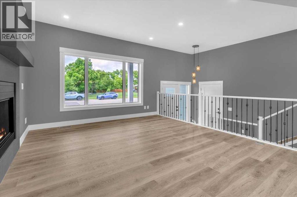 2016 30 Avenue, Nanton, Alberta  T0L 1R0 - Photo 7 - A2243486