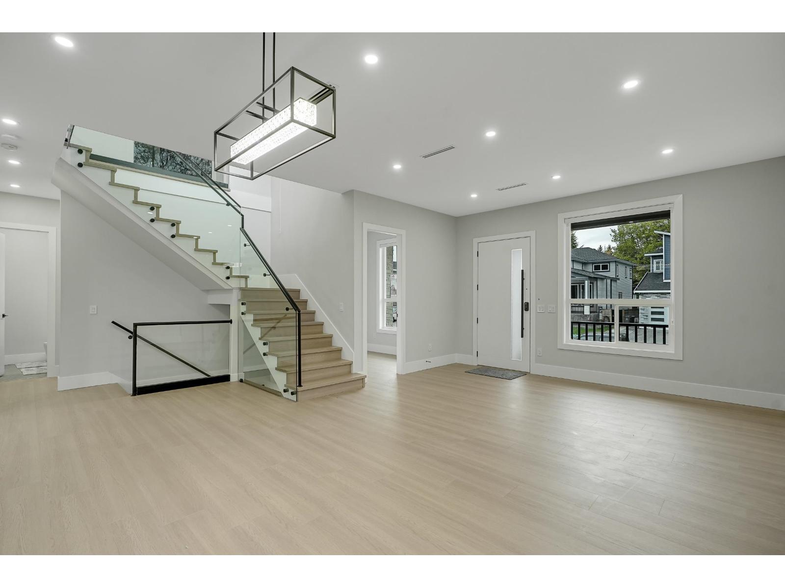 17246 59 Avenue, Surrey, British Columbia  V3S 8T7 - Photo 4 - R3072531