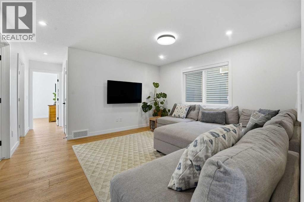 16 Key Cove Sw, Airdrie, Alberta T4B 5T3 - Photo 17 - A2266673