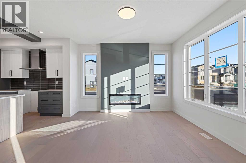 220 Waterford Heath, Chestermere, Alberta  T1X 2Z7 - Photo 8 - A2269514